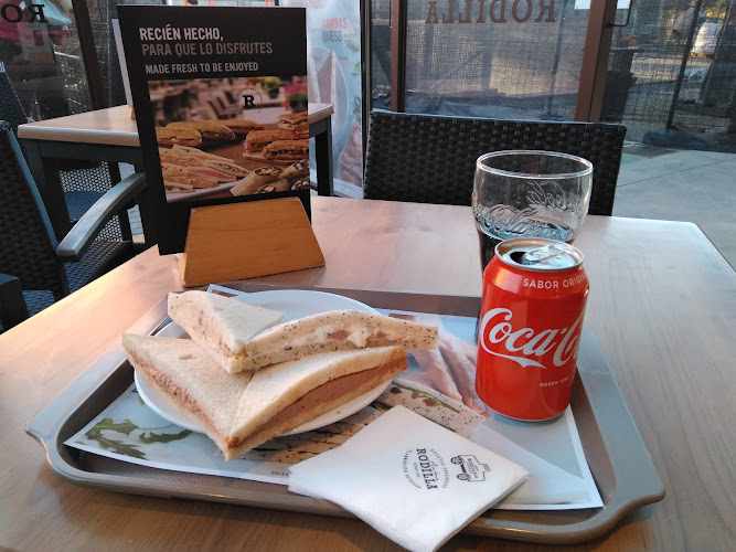 Fotografia tomada fuera de Rodilla - restaurantes en Madrid, Madrid