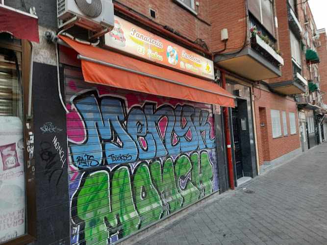 Fotografia tomada fuera de Panaderia y Pasteleria el sabor de Wilmer - Panadería en Madrid, Madrid