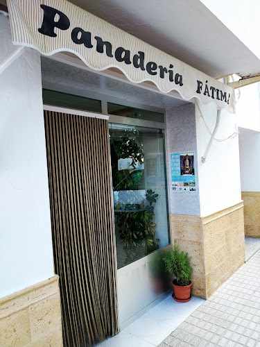 Fotografia tomada fuera de Panaderia Fátima - Panadería en Fátima, Granada