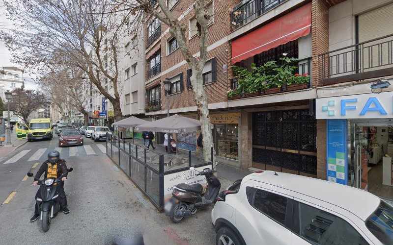 Fotografia tomada fuera de Nido de pan - Panadería en Granada, Granada
