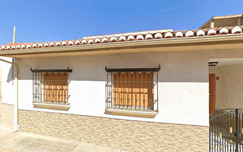 Fotografia tomada fuera de SUPERMERCADO SANDILACHAR SL - Supermercado en Láchar, Granada