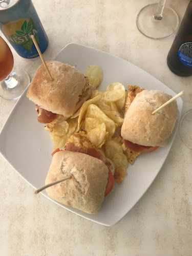 Fotografia tomada fuera de Café de París - cafeterías en Motril, Granada