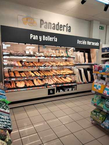 Fotografia tomada fuera de Supermercados Dia - Supermercado en Castell de Ferro, Granada