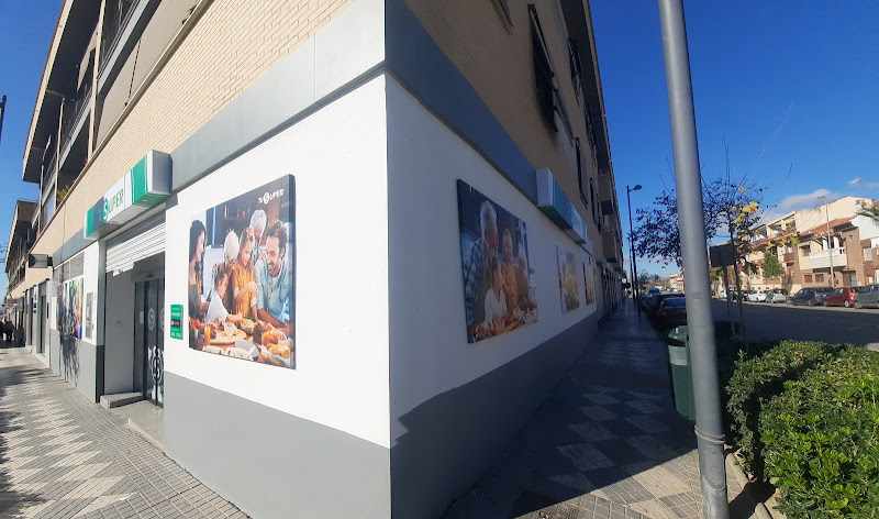 Fotografia tomada fuera de Tu Super Maracena - Supermercado en Maracena, Granada