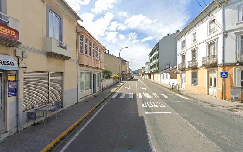 Fotografia tomada fuera de Casa Nicanor - cafeterías en A Insua, Lugo