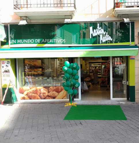 Fotografia tomada fuera de Martín Martín - Tienda de alimentación en Soria, Soria