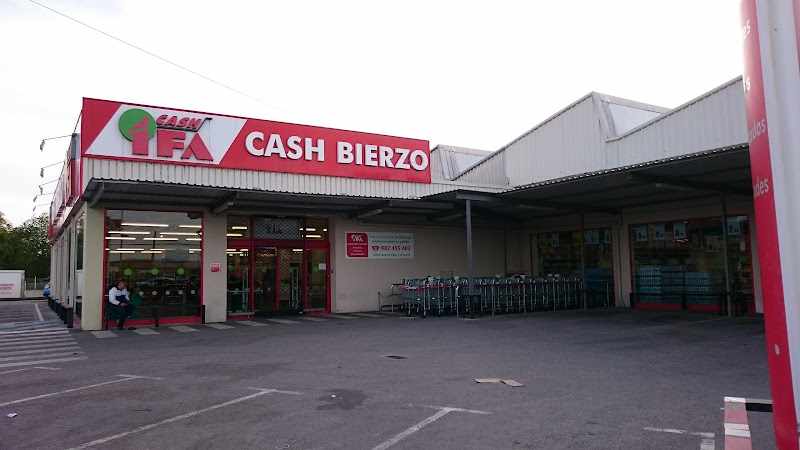 Fotografia tomada fuera de Cash IFA, Bierzo - Autoservicio mayorista en Puentesnuevas, León