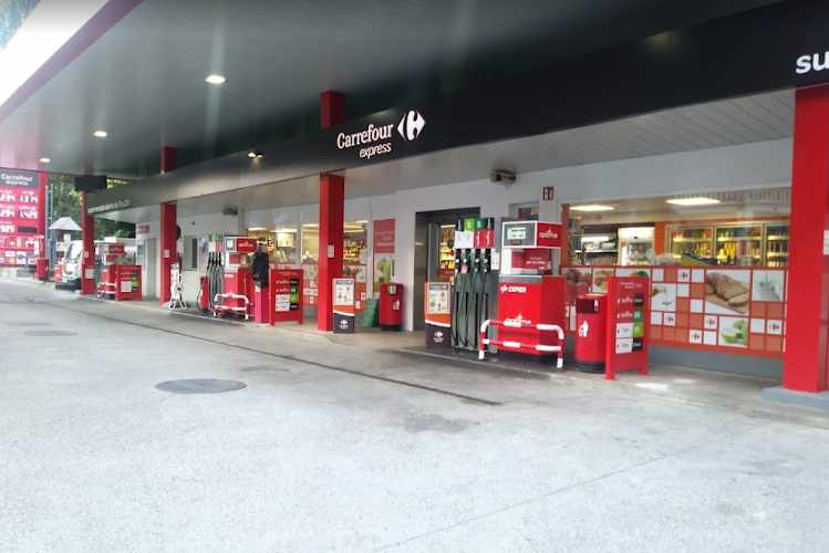 Fotografia tomada fuera de Carrefour Express EESS - Supermercado en Aínsa, Huesca