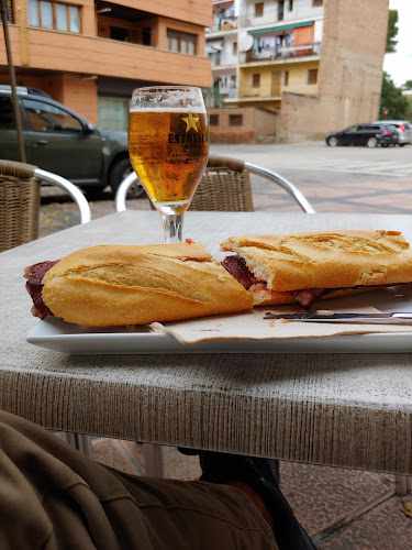 Fotografia tomada fuera de Cafetería La Oficina - cafeterías en Barbastro, Huesca