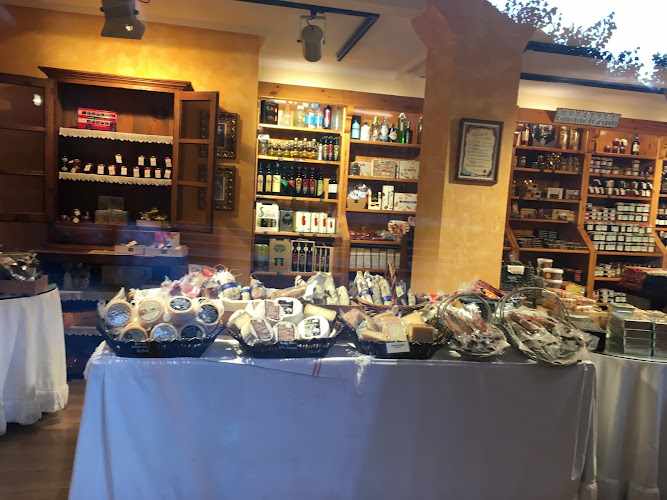 Fotografia tomada fuera de Sabores de Pueblo - Tienda de alimentación en Benasque, Huesca