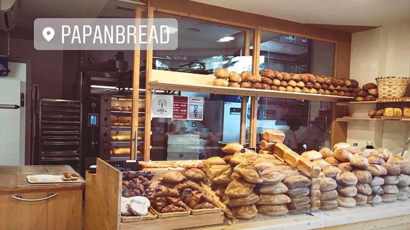 Fotografia tomada fuera de PaPanBread - Panadería en Lleida, Lérida