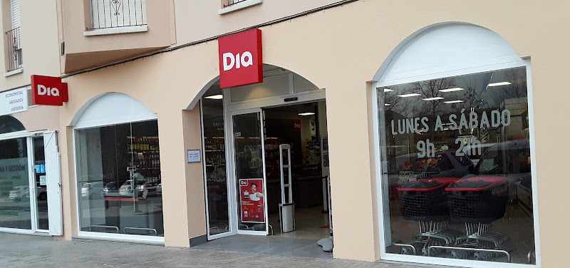 Fotografia tomada fuera de Supermercados Dia - Supermercado en Aínsa, Huesca