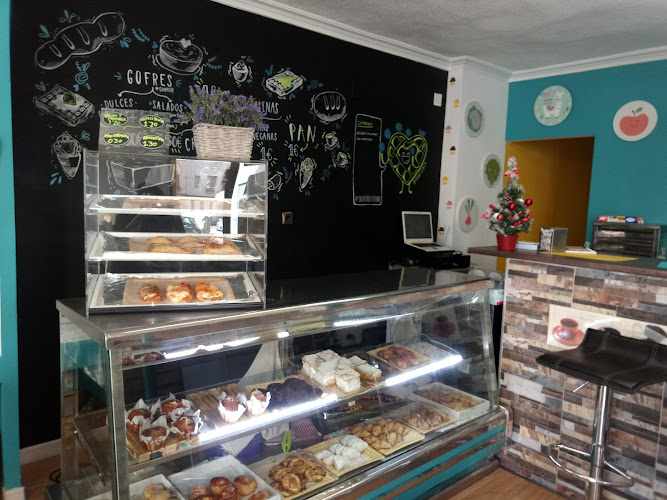 Fotografia tomada fuera de Panadería La Guaflería - Panadería en Elche, Alicante