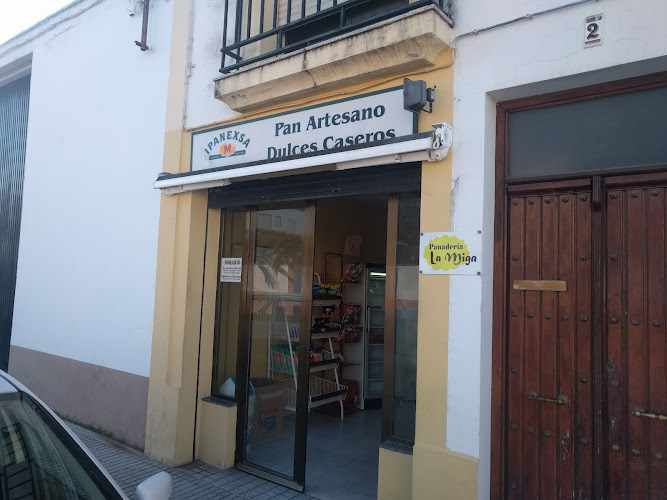 Fotografia tomada fuera de Panadería La Miga - Panadería en Olivenza, Badajoz