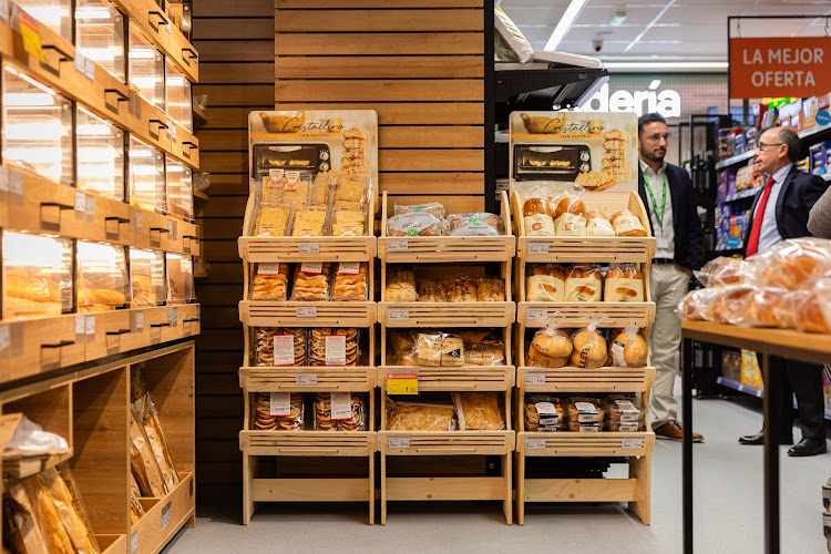 Fotografia tomada fuera de Supermercado Dialprix - Supermercado en Elche, Alicante
