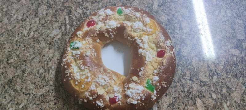 Fotografia tomada fuera de Alimentación Titina - Tienda de alimentación en O Milladoiro, A Coruña