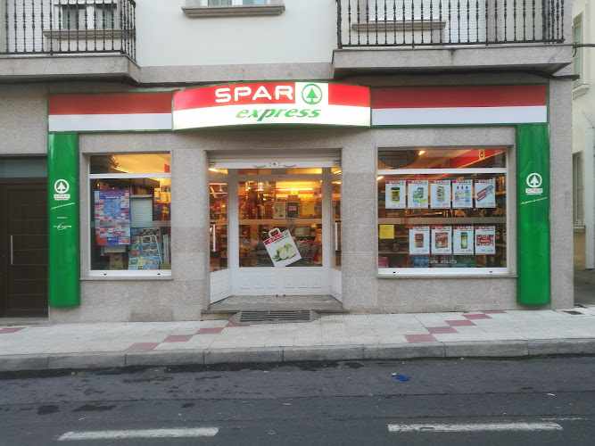 Fotografia tomada fuera de CARNICERÍA DA VILA SUPER SPAR - Supermercado en Serra de Outes, A Coruña