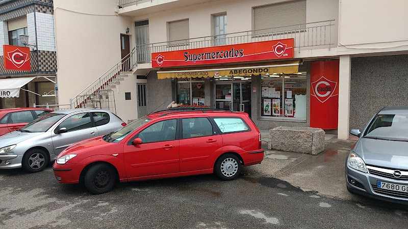 Fotografia tomada fuera de Supermercado Claudio - Supermercado en Abegondo, A Coruña