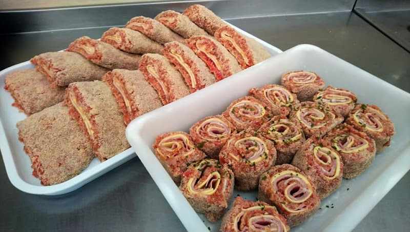 Fotografia tomada fuera de Cooperativa De Meirás - Supermercado en Meiras, A Coruña