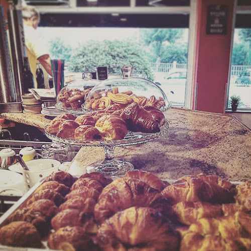 Fotografia tomada fuera de Cafetería Din-Don - cafeterías en A Coruña, A Coruña