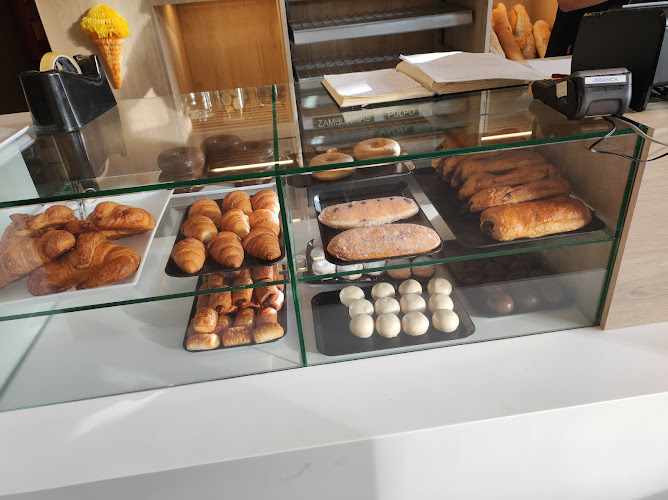Fotografia tomada fuera de Codia Sacra - cafeterías en Lestedo, A Coruña
