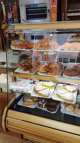 Fotografia tomada fuera de O Forno do Concello - Panadería en Ribeira, A Coruña