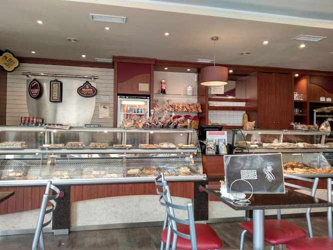 Fotografia tomada fuera de Cafetería Troyano - cafeterías en San Pedro Alcántara, Málaga