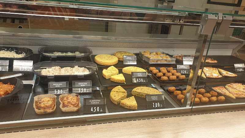 Fotografia tomada fuera de Mercadona - Supermercado en Banyoles, Girona