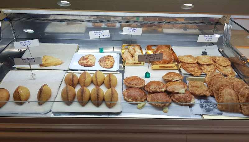 Fotografia tomada fuera de Panadería Anita - cafeterías en L'Hospitalet de Llobregat, Barcelona