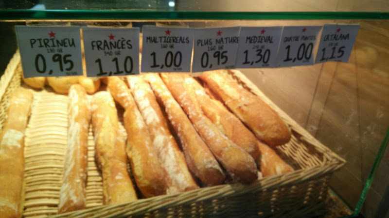 Fotografia tomada fuera de Macxipa - Panadería en L'HOSPITALET, Barcelona