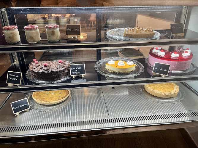 Fotografia tomada fuera de Cholito Lindo - Panadería en L'Hospitalet de Llobregat, Barcelona
