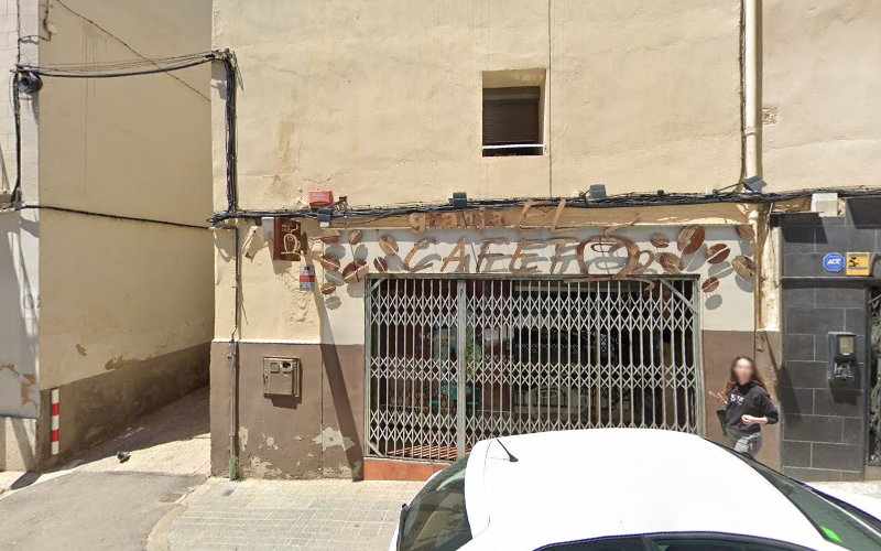 Fotografia tomada fuera de Glòria Ortiz García - Panadería en Manresa, Barcelona
