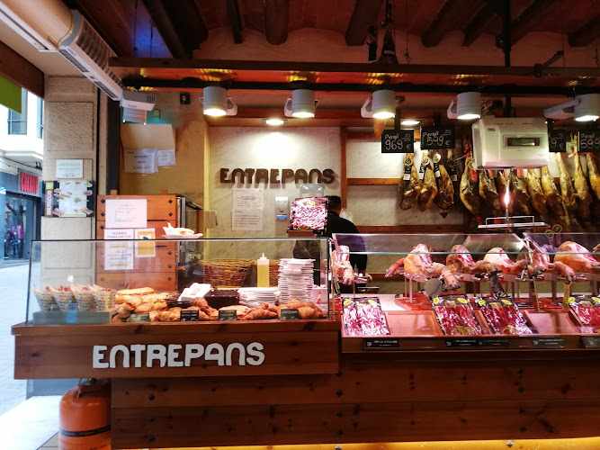 Fotografia tomada fuera de Ibericus - Tienda de jamones en Manresa, Barcelona