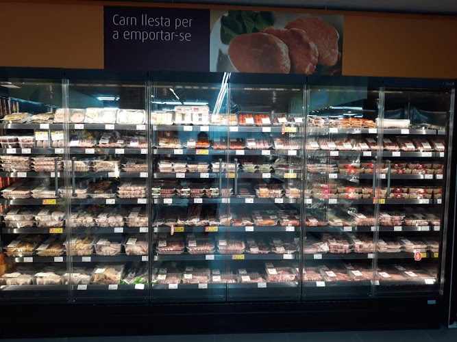 Fotografia tomada fuera de Supermercats Charter - Supermercat en Mollet del Vallès, Barcelona