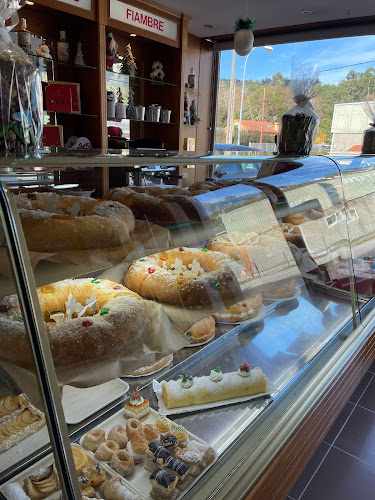 Fotografia tomada fuera de Panadería La Flor De Nigrán - Panadería en Camos, Pontevedra