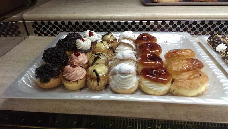 Fotografia tomada fuera de Panadería Rayti - Panadaría en Baiona, Pontevedra