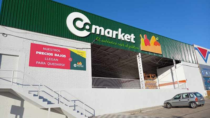 Fotografia tomada fuera de Comarket Cuenca - Supermercado en Cuenca, Cuenca