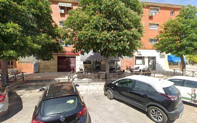 Fotografia tomada fuera de Casa Amparo - Comida para llevar - Establecimiento de comida preparada en Cuenca, Cuenca