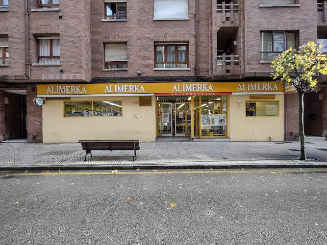 Fotografia tomada fuera de Supermercados Alimerka - Supermercado en Oviedo, Asturias
