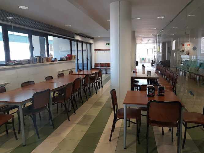 Fotografia tomada fuera de Cafetería Polivalente La Baragaña - cafeterías en Candás, Asturias
