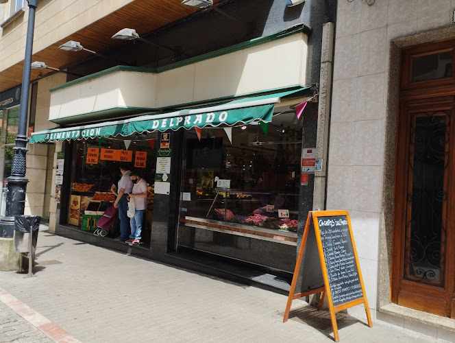 Fotografia tomada fuera de Alimentación del Prado - Comercio en Mieres, Asturias