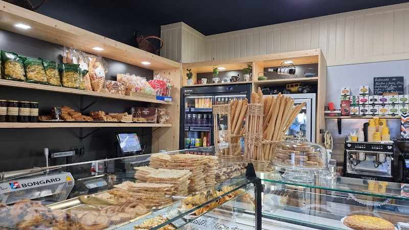 Fotografia tomada fuera de Panes y Manjares - Panadería en Madrid, Madrid