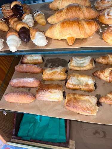 Fotografia tomada fuera de La Tienda de Anita 24h - Panadería en Muchavista, Alicante
