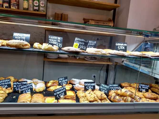 Fotografia tomada fuera de THE COFFEE BOX. - cafeterías en Calp, Alicante