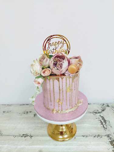 Fotografia tomada fuera de Pretty Cakes - Pastelería especializada en tartas nupciales en Oliva, Valencia