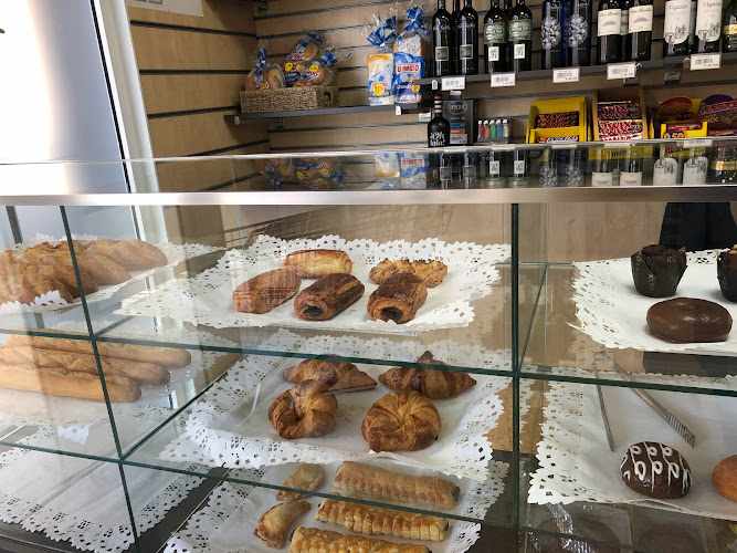 Fotografia tomada fuera de Alimentacion Vida - Tienda de alimentación en Alicante, Alicante