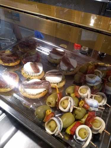 Fotografia tomada fuera de Algadefe - cafeterías en León, León