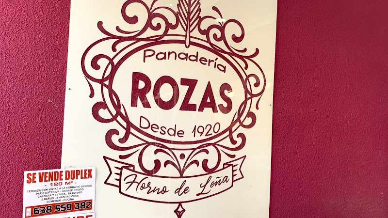 Fotografia tomada fuera de Panadería Rozas - Panadería en Arenas de San Pedro, Ávila