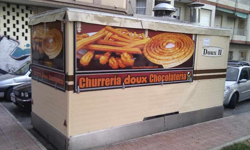 Fotografia tomada fuera de Churreria Doux II - Churrería en Torrevieja, Alicante