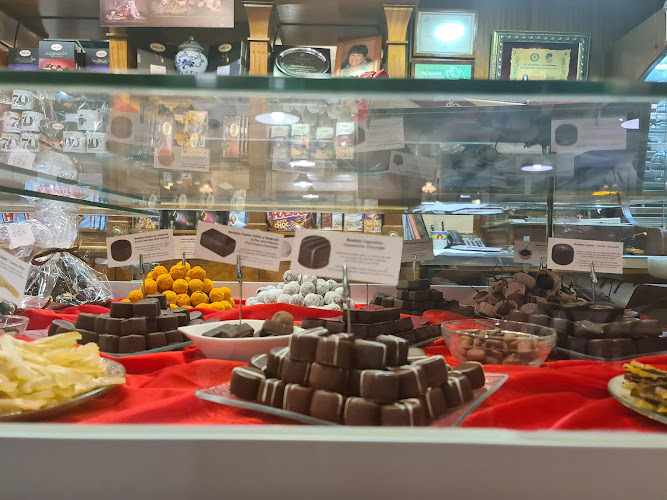 Fotografia tomada fuera de Chocolatería Valor - Tienda de productos de chocolate en Torrevieja, Alicante